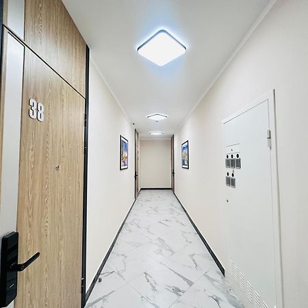 Grand Turan Business Apartments アスターナ エクステリア 写真